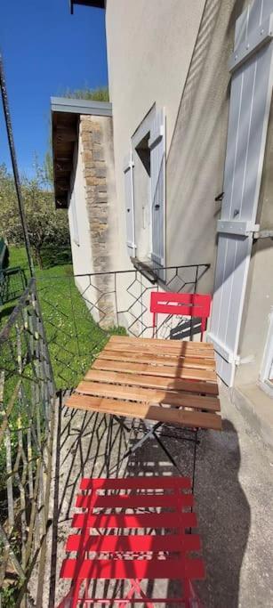 Gite Chez Marianne- La Halte Jurassienne Montmorot Екстер'єр фото
